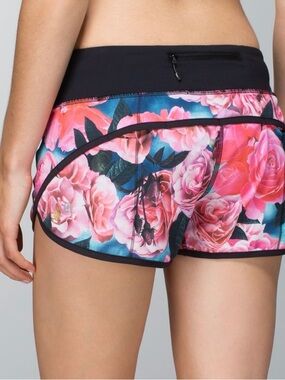 RARE lululemon Speed Short in Secret Garden